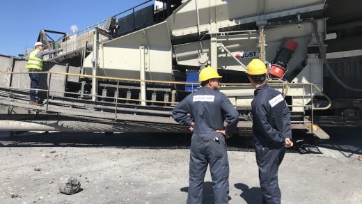 Heavy duty trilgoot van Jöst ingezet voor bodemassen afvalenergiebedrijf AVR