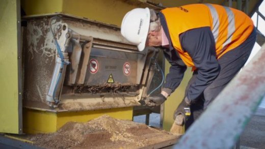 Automatische buitenpoolmagneet voor feed en bulkgoederen