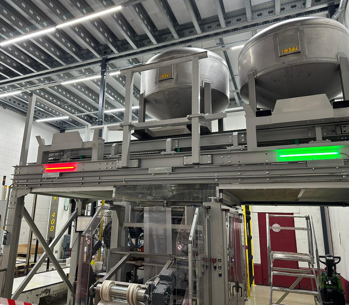 Een flexibele verpakkingsinstallatie die contaminatie uitsluit voor Holland Colours