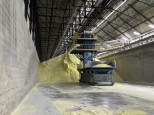 Efficiëntere opvoerinstallatie verplaatst tot 500 ton ureum per uur bij Yara
